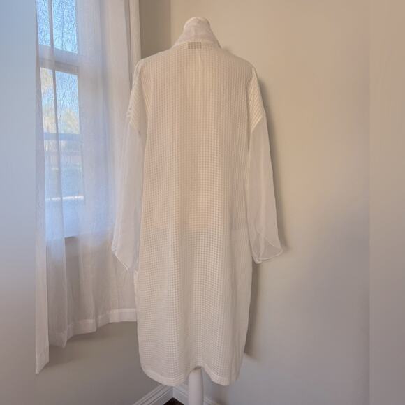 Vintage ‘90s Victoria’s Secret Gold Label White Waffle Print Sheer Robe - Picture 5 of 8